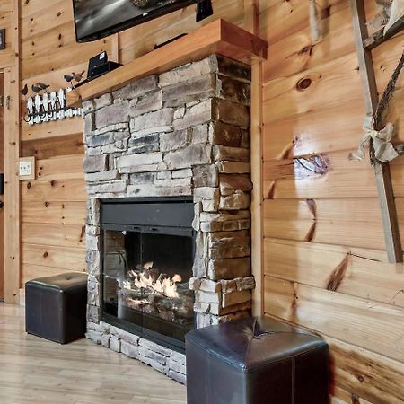 Mountain View Family Cabin W Game Room & Pool Sevierville Kültér fotó